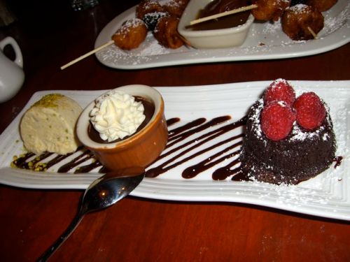 dessert trio